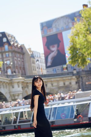 写真集、君に届くといいな　　川﨑桜 - 画像2