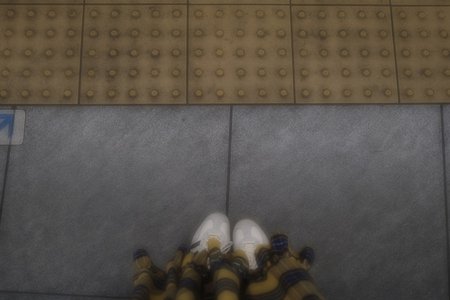 左手で書くのサムネイル