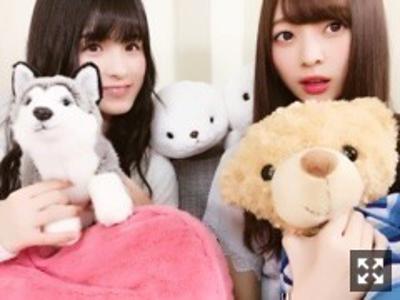 下向きがち。梅澤美波 - 画像3
