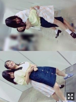 四つ穴ボタンの左下の穴を覗いて、しらすと目があった人が勝ち。向井葉月 - 画像2