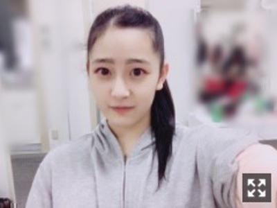矢印の方向に歩けば歩くほど頭がパイナップルに突き刺さる。 向井葉月 - 画像3