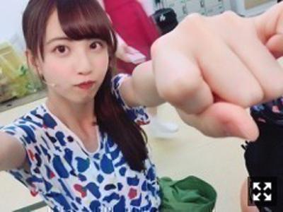 私の楽屋の机の上が駄菓子屋さんになってた  61. - 画像3