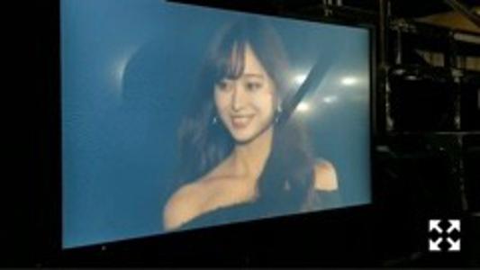 薄着で毛布にくるまるのが好き、、寝る時は暖かくするけどねっ - 画像2