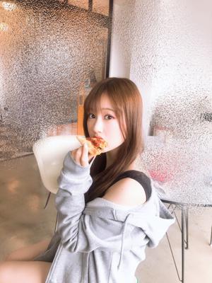 過去のことですが、千の山に猫を飼っていたそうです。 向井葉月 - 画像2