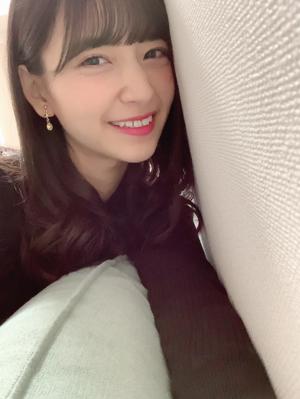 最近電車を使うより歩いて帰った方がすごくいい気分になるし、運動にもなるから一石二鳥！！世界中を歩いて、写真を撮らず、動画も撮らず、私だけの目に秘めておきたい。一昨日こういうふうに1人でボーッとしながら東京の街を1人で歩いてました！金川紗耶 - 画像4