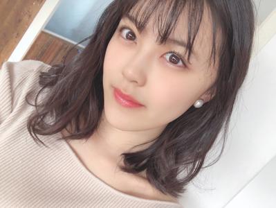 背中を押してくれているような青空  柴田柚菜 - 画像2