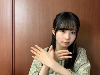 心の中で1人静かに会話しながら歩く。佐藤璃果 - 画像3