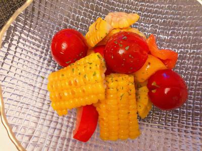 オフショットカメラはどこか照れくさいようです - 画像3