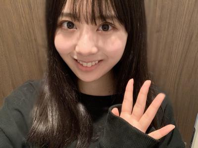 傘をさしててもずぶ濡れになる。佐藤璃果 - 画像2