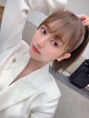 新衣装はテンションが上がりますよねのサムネイル