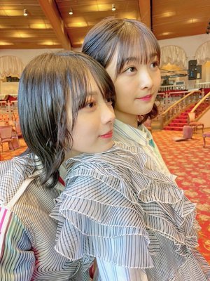 さいきん写真撮る時顔上げちゃうですよネ、😶😶😶のサムネイル