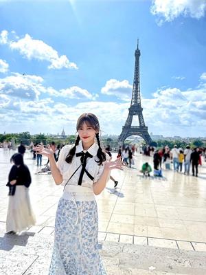 inパリ🇫🇷のサムネイル