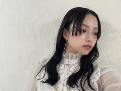 #140     9thシングル発売日🦢🤍のサムネイル