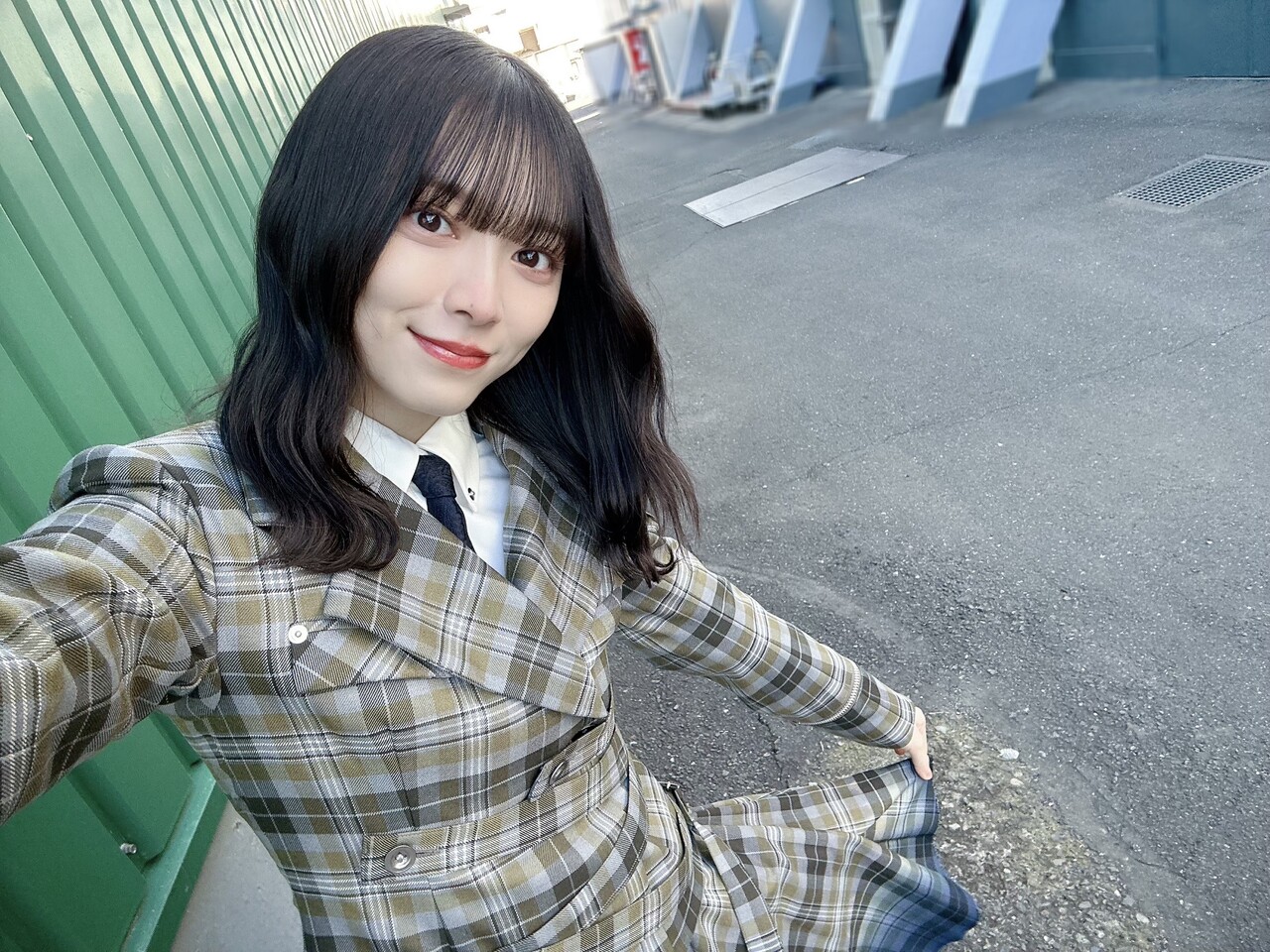 森田ひかるのソロアーティスト写真撮影時のオフショット