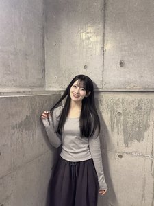 グレー、199のサムネイル