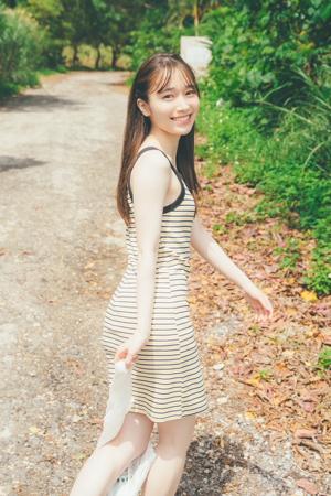 1st写真集 - 画像2