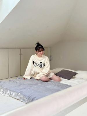 ヘアセットしてる時、後ろもちゃんと巻けてるかなって写真撮って確認したりしますよね - 画像5