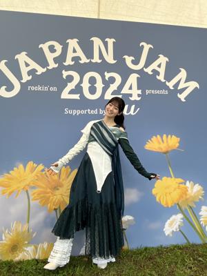 大切な何かが近くなると毎日鼓動が強く感じるのはきっといい意味も反対の意味もあるのだと思うけどそれをどう噛み砕いて自分に還元するか 今日もまた知らないうちに頭でぐるぐるしてる、77 - 画像2