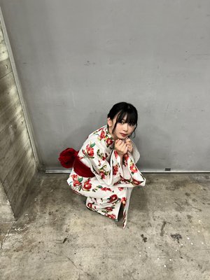 眠れなくてアニメ1話だけ見るつもりが全話見て朝       稲熊ひな - 画像3