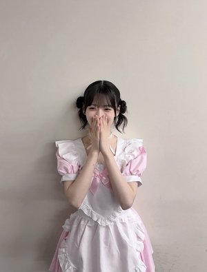 メイド、184のサムネイル